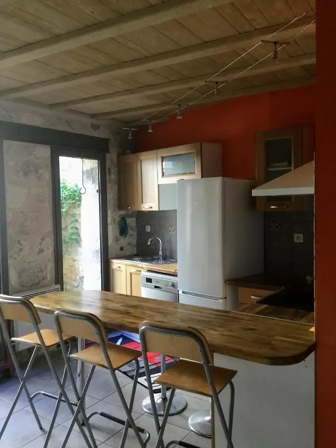 Apartment Petite Maison Sur Jardin Secret Avignon France