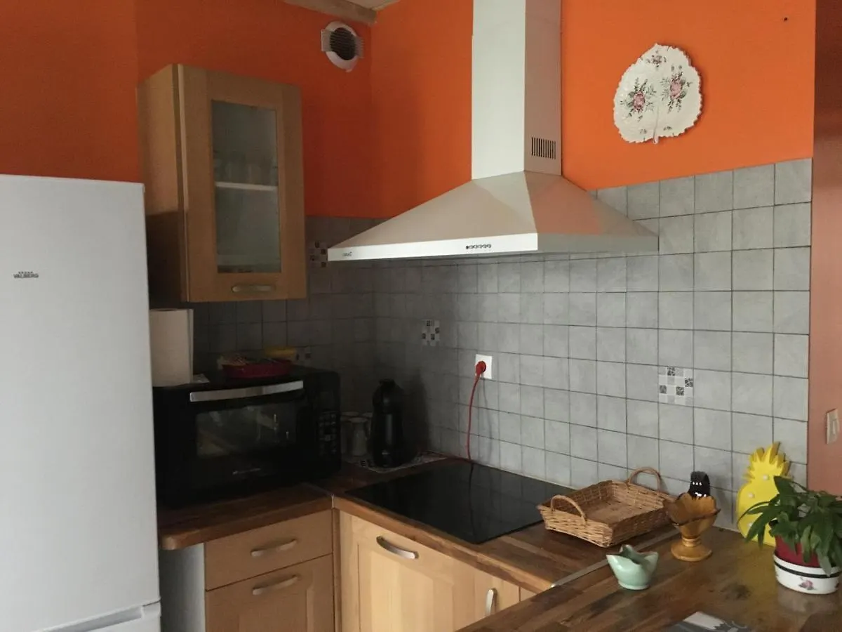 Apartment Petite Maison Sur Jardin Secret Avignon France